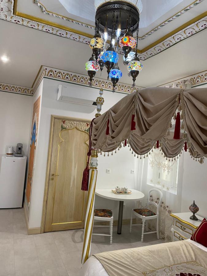 Chambre Orientale Cherazade Maison De L'Eglise Narbonne Exteriér fotografie